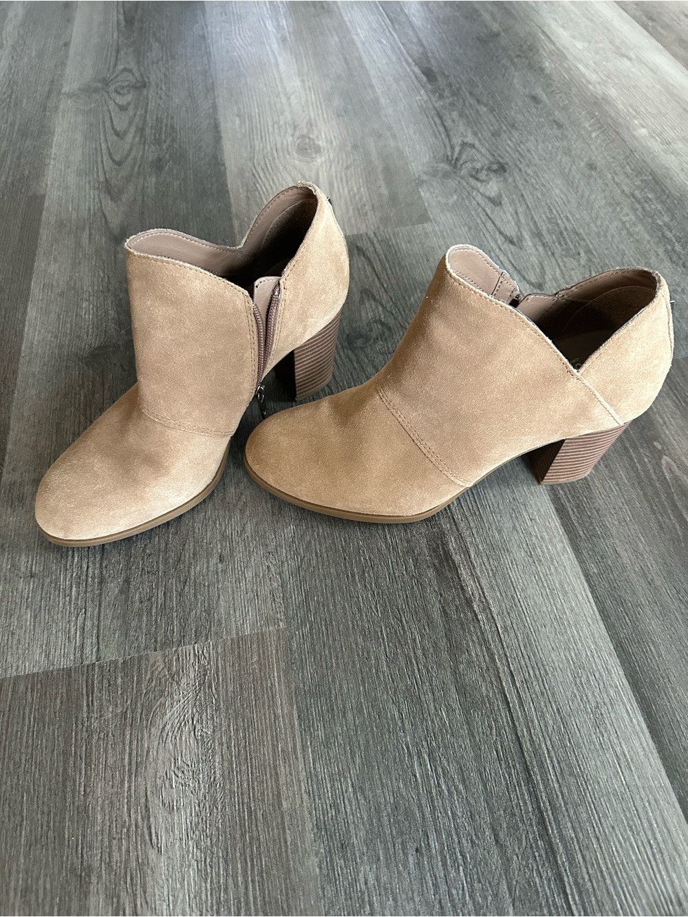 Koolaburra Tan Suede Ankle Booties with Stacked Heel